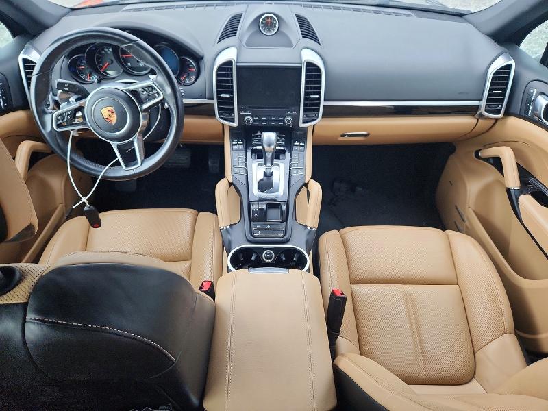 62057136 :رقم المزاد ، WP1AA2A28JKA01995 vin ، 2018 Porsche Cayenne مزاد بيع