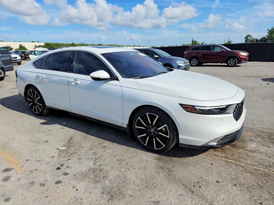 Продажа на аукционе авто 2023 Honda Accord, vin: 1HGCY2F81PA009648, номер лота: 62641636