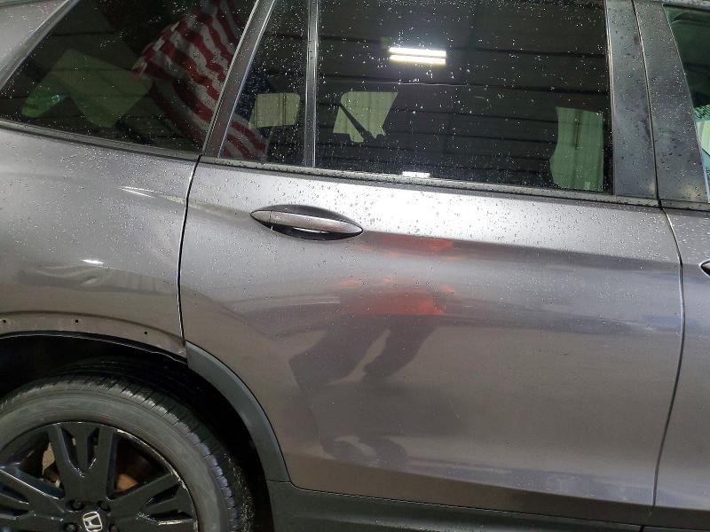 62643726 :رقم المزاد ، 5FNYF8H23MB006498 vin ، 2021 Honda Passport مزاد بيع