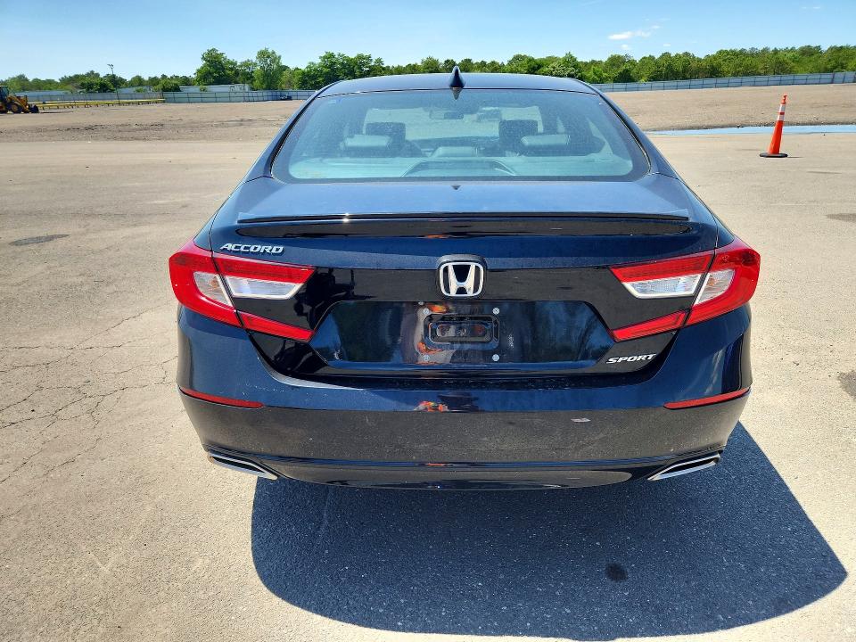 2022 Honda Accord მანქანა იყიდება აუქციონზე, vin: 1HGCV1F37NA000635, აუქციონის ნომერი: 61719446