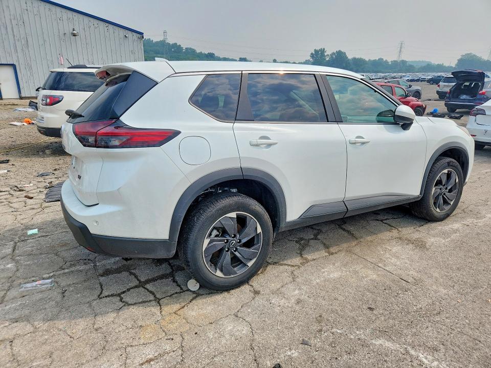 61332016 :رقم المزاد ، 5N1BT3BA4RC682489 vin ، 2024 Nissan Rogue مزاد بيع