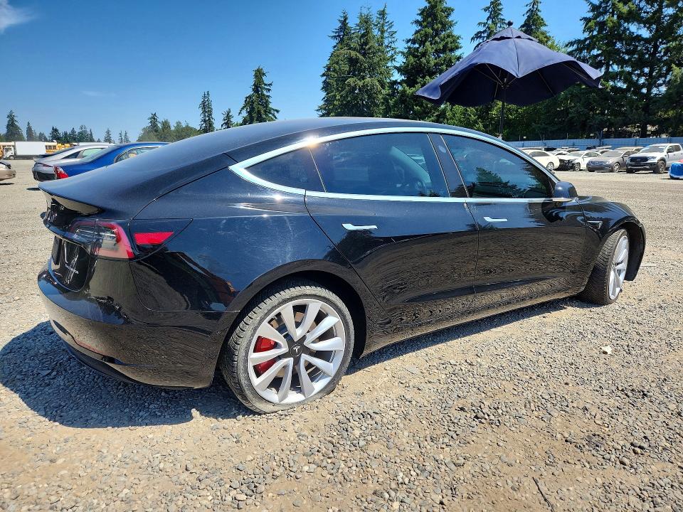 61202486 :رقم المزاد ، 5YJ3E1EA8KF446570 vin ، 2019 Tesla Model 3 مزاد بيع