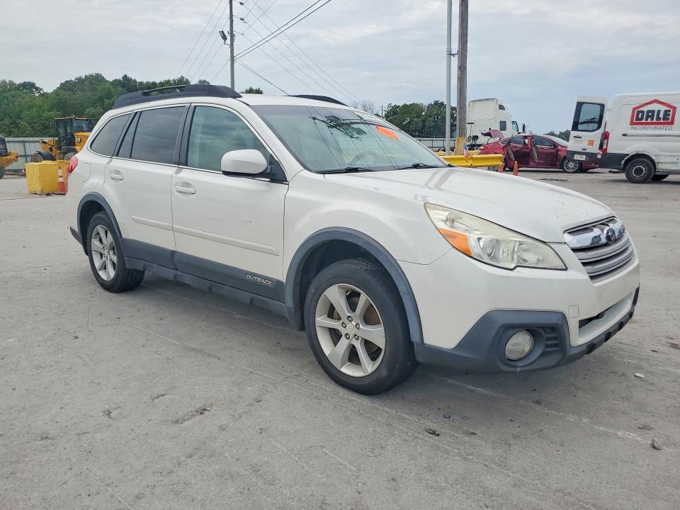 62356496 :رقم المزاد ، 4S4BRBCCXE3256695 vin ، 2014 Subaru Outback مزاد بيع