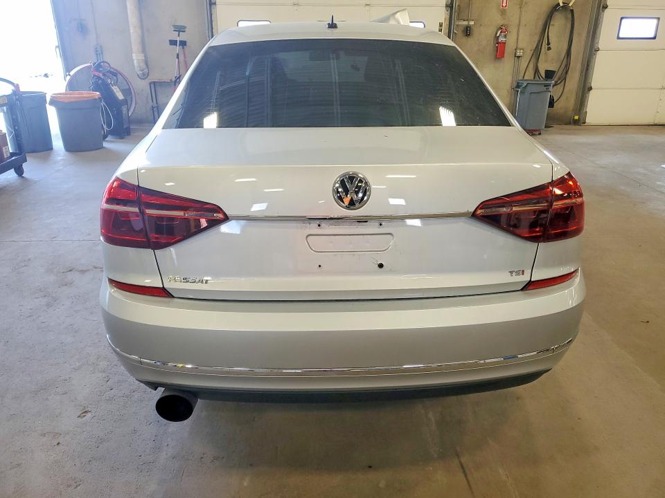 Aukcja sprzedaży 2017 Volkswagen Passat, vin: 1VWAT7A35HC050073, numer aukcji: 62416866