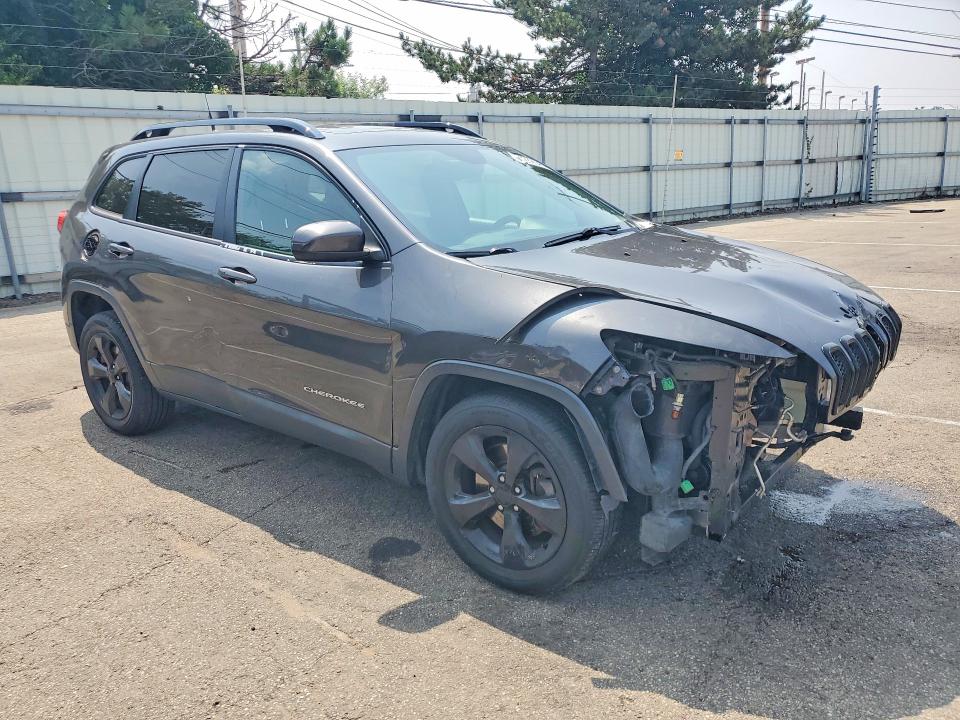 61282546 :رقم المزاد ، 1C4PJLCS1GW233550 vin ، 2016 Jeep Cherokee مزاد بيع