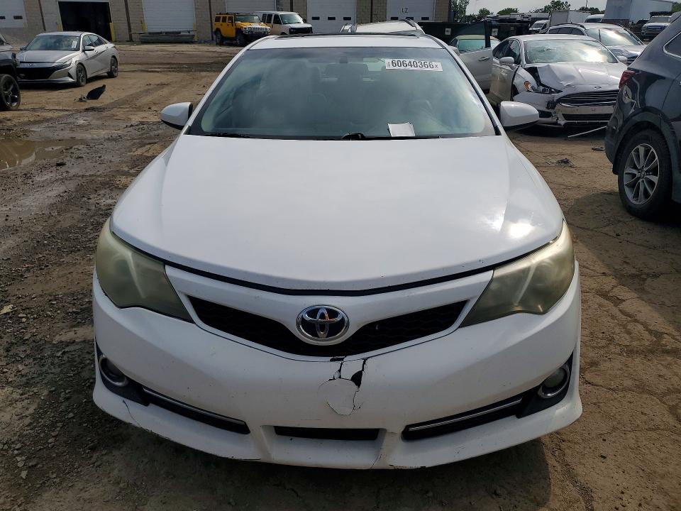 2012 Toyota Camry მანქანა იყიდება აუქციონზე, vin: 4T1BF1FK7CU118884, აუქციონის ნომერი: 60640366