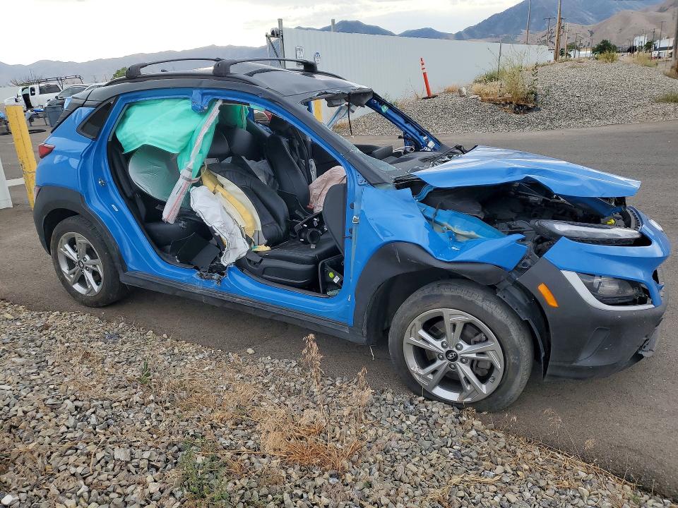 61882776 :رقم المزاد ، KM8K6CABXNU884341 vin ، 2022 Hyundai Kona مزاد بيع