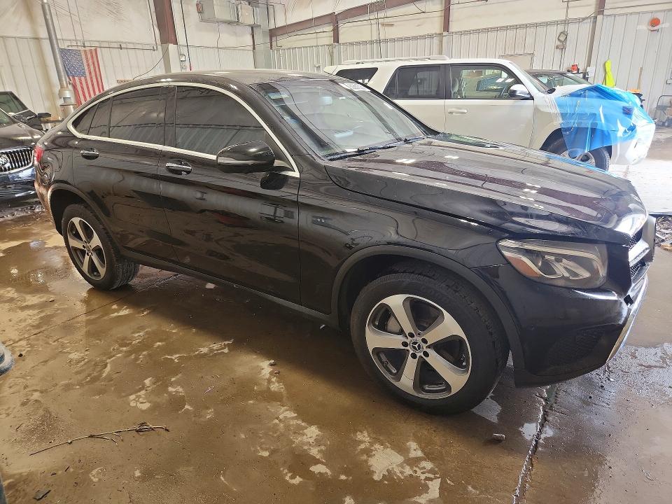 60661526 :رقم المزاد ، WDC0J4KB6KF578424 vin ، 2019 Mercedes-benz Glc Coupe مزاد بيع