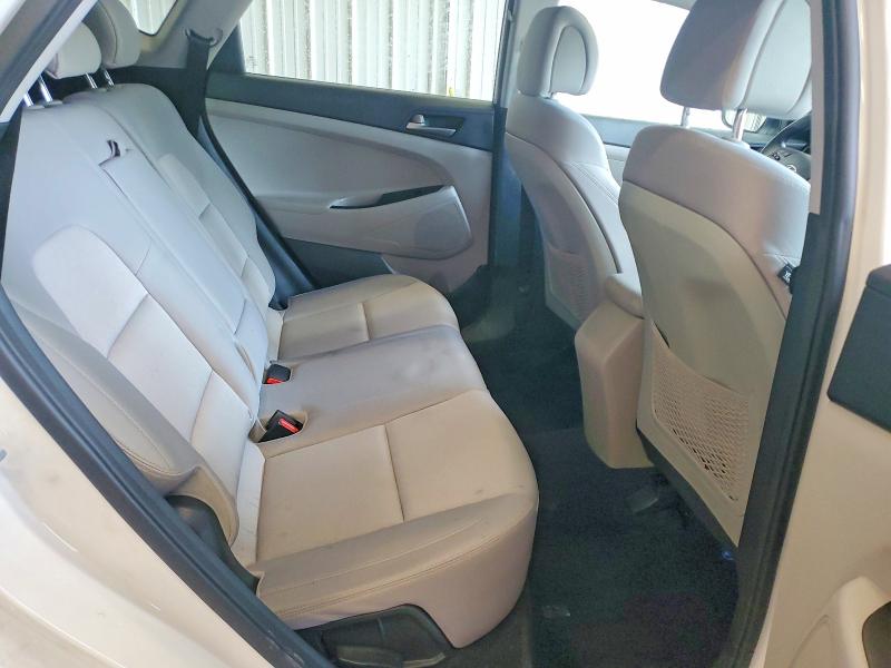 60876816 :رقم المزاد ، KM8J3CA46JU713599 vin ، 2018 Hyundai Tucson مزاد بيع