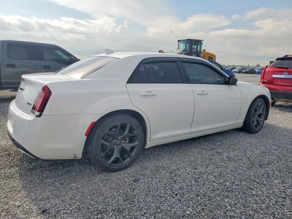 59875436 :رقم المزاد ، 2C3CCAAG0PH664864 vin ، 2023 Chrysler 300 مزاد بيع