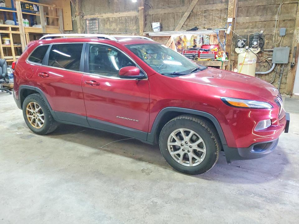 62666416 :رقم المزاد ، 1C4PJMCB3FW715358 vin ، 2015 Jeep Cherokee مزاد بيع