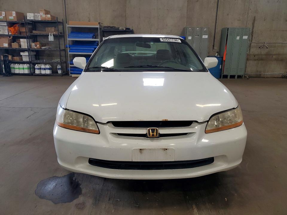Продажа на аукционе авто 2000 Honda Accord, vin: 1HGCG1658YA049164, номер лота: 62647736