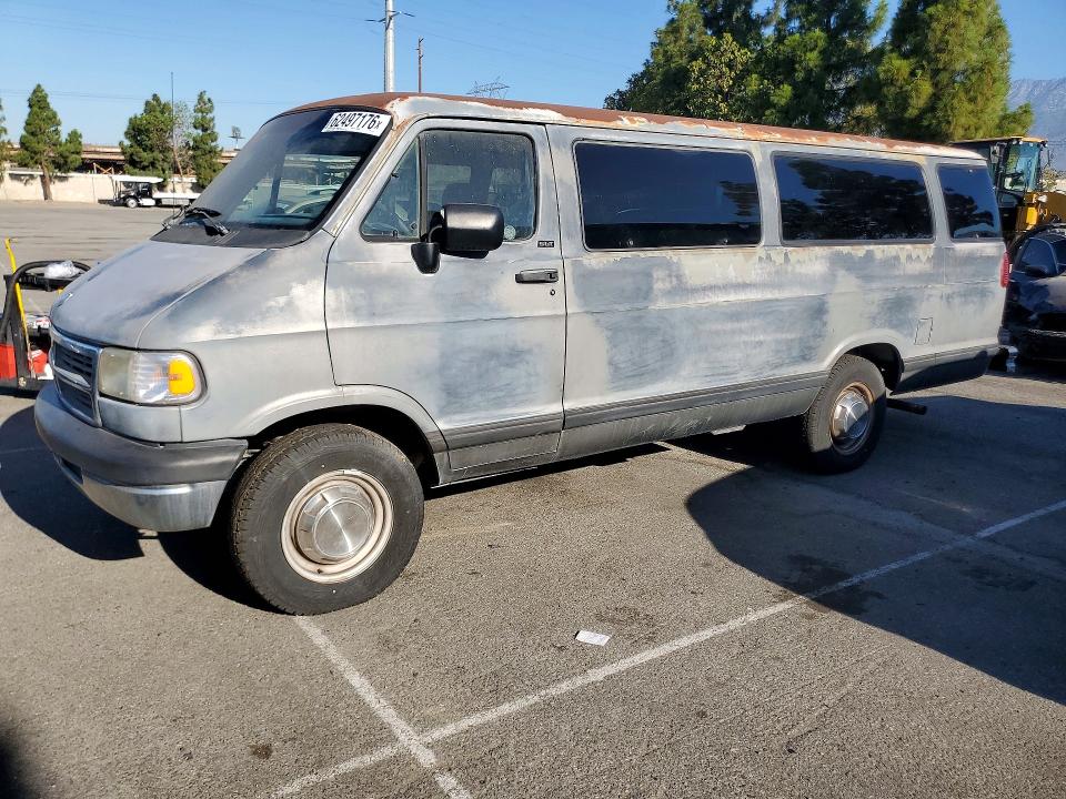 1996 Dodge Ram 3500 მანქანა იყიდება აუქციონზე, vin: 2B5WB35Z1TK147114, აუქციონის ნომერი: 62497176