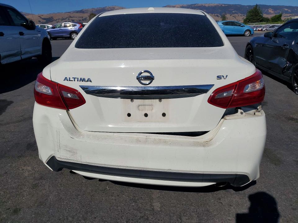Продаж на аукціоні авто 2018 Nissan Altima, vin: 1N4AL3AP9JC163826, номер лоту: 60428986