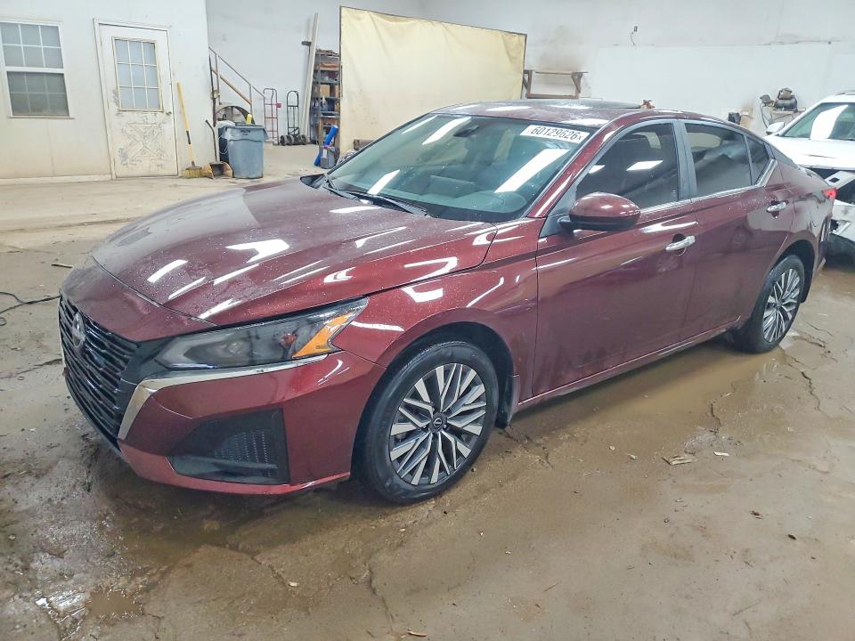 60129626 :رقم المزاد ، 1N4BL4DW0RN437282 vin ، 2024 Nissan Altima مزاد بيع