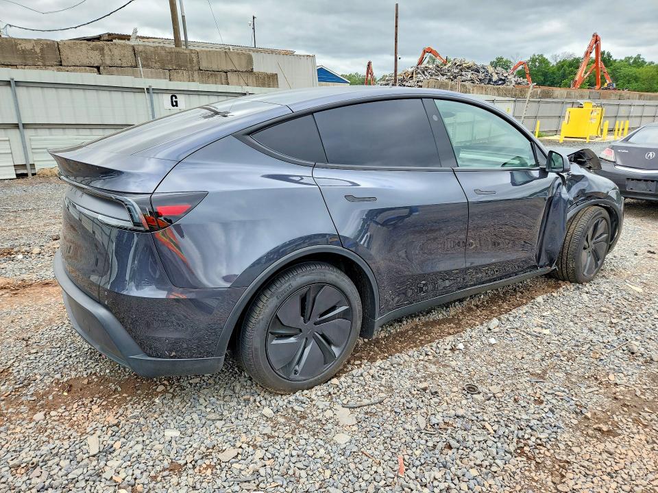 60157976 :رقم المزاد ، 7SAYGDED2TA475124 vin ، 2026 Tesla Model Y مزاد بيع