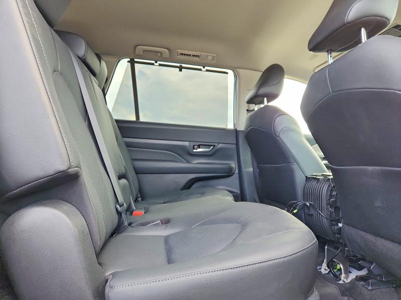 Продаж на аукціоні авто 2024 Toyota Grand Highlander Hybrid, vin: 5TDACAB50RS017238, номер лоту: 60886636