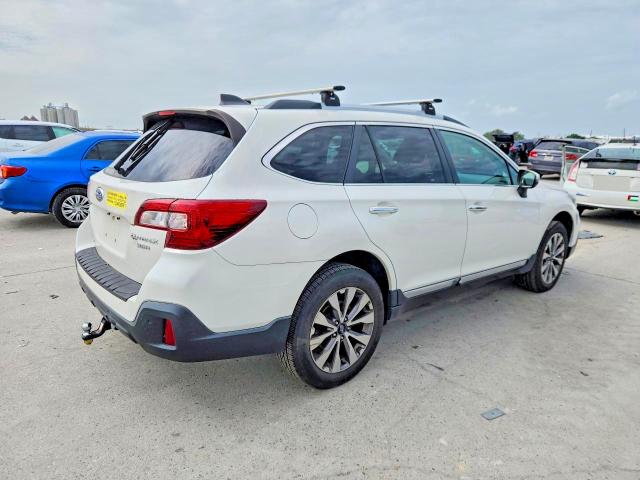 61313116 :رقم المزاد ، 4S4BSETC0K3268565 vin ، 2019 Subaru Outback مزاد بيع