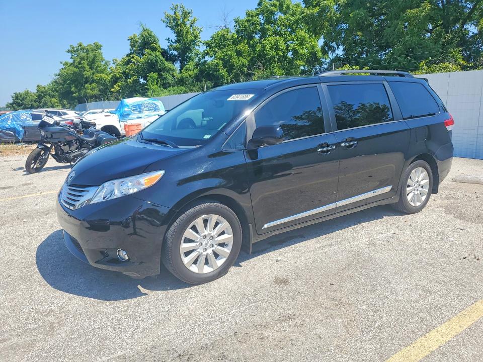 60941606 :رقم المزاد ، 5TDDK3DC2CS042396 vin ، 2012 Toyota Sienna مزاد بيع