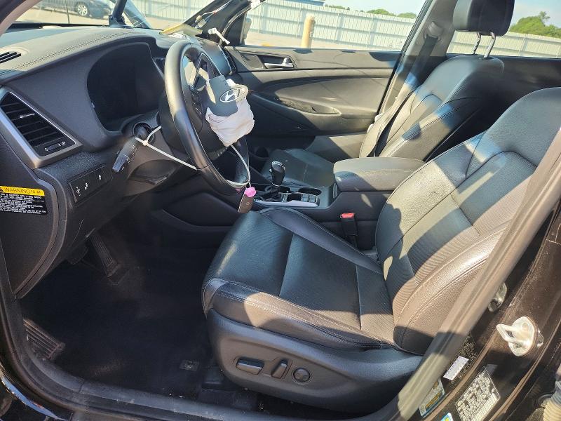 58696966 :رقم المزاد ، KM8J33A44HU381026 vin ، 2017 Hyundai Tucson مزاد بيع