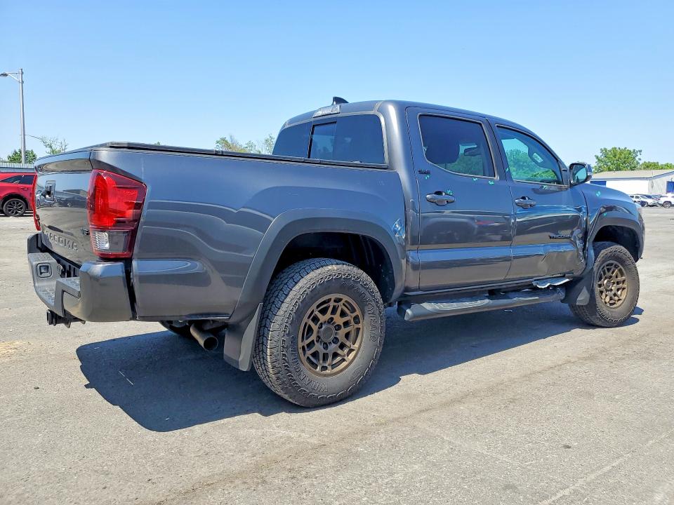 61377686 :رقم المزاد ، 3TYCZ5AN8PT145972 vin ، 2023 Toyota Tacoma مزاد بيع