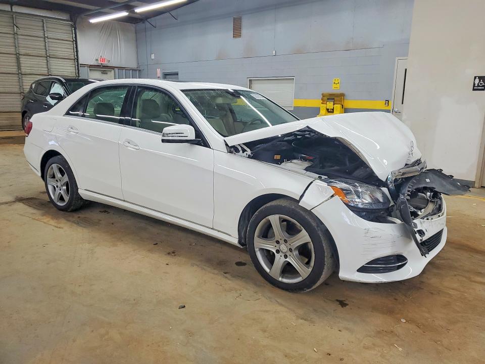 Продажа на аукционе авто 2016 Mercedes-benz E, vin: WDDHF5KB4GB213499, номер лота: 62029736
