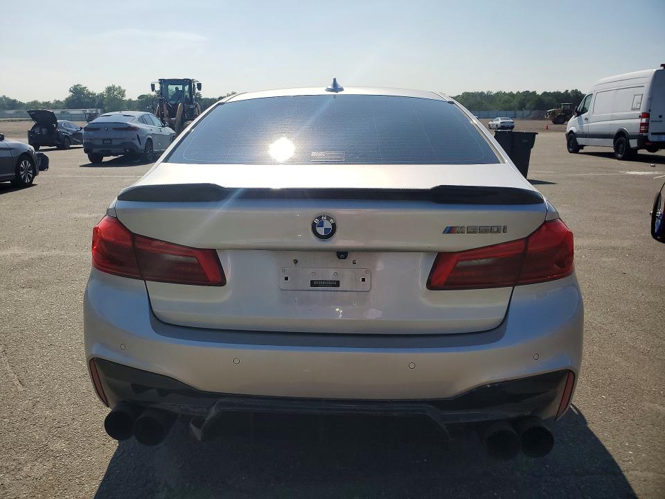 Продажа на аукционе авто 2018 Bmw M550xi, vin: WBAJB9C50JB036378, номер лота: 61189336
