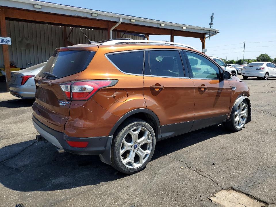 61356946 :رقم المزاد ، 1FMCU9J91HUA97163 vin ، 2017 Ford Escape مزاد بيع