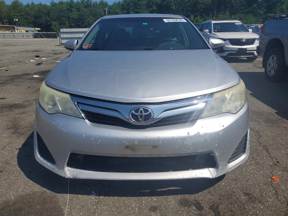 2013 Toyota Camry მანქანა იყიდება აუქციონზე, vin: 4T1BF1FK9DU213318, აუქციონის ნომერი: 62769036