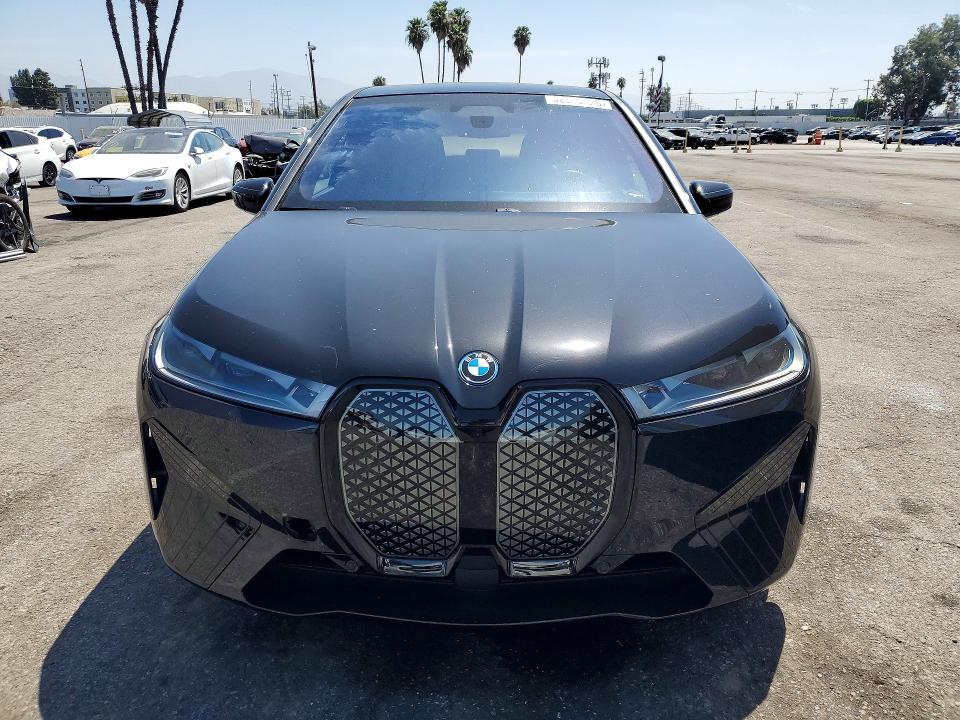 62639426 :رقم المزاد ، WB523CF05SCU86925 vin ، 2025 Bmw Ix مزاد بيع