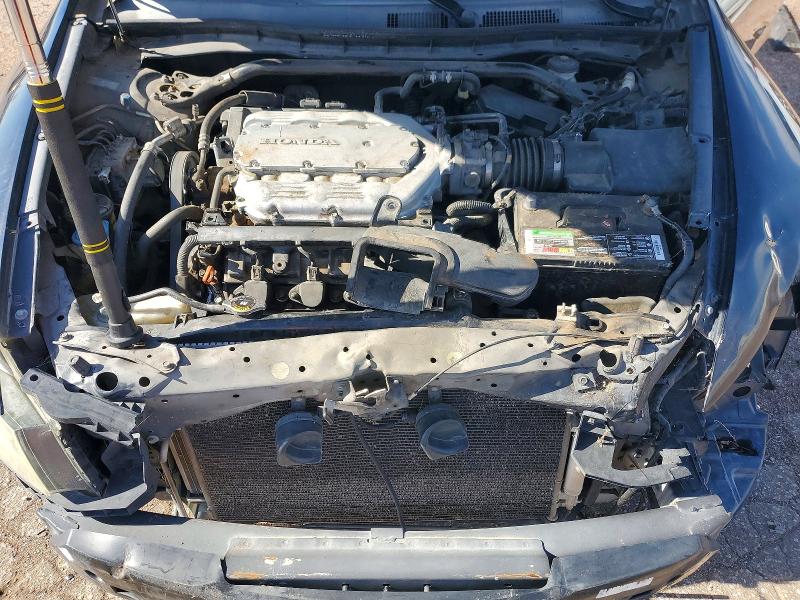 62880946 :رقم المزاد ، 1HGCS22828A010025 vin ، 2008 Honda Accord مزاد بيع