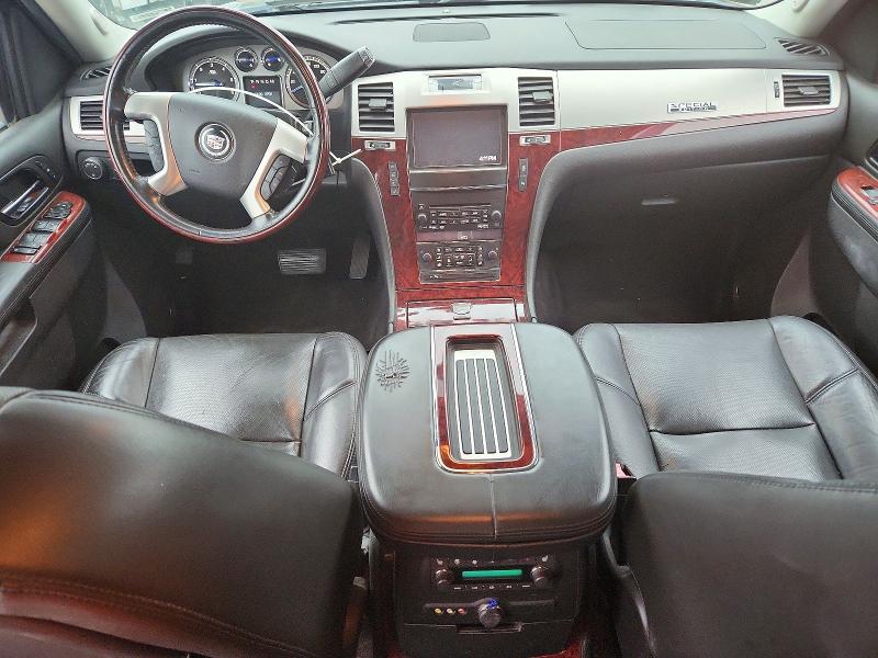 61975876 :رقم المزاد ، 1GYS4BEF6ER188848 vin ، 2014 Cadillac Escalade مزاد بيع