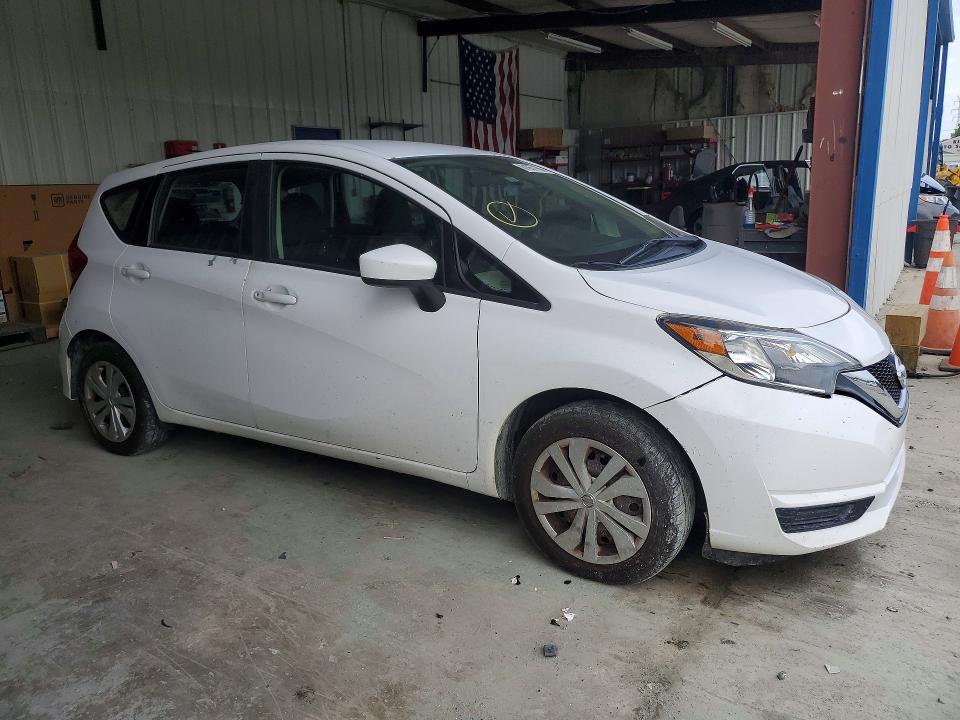 61857166 :رقم المزاد ، 3N1CE2CP8HL358144 vin ، 2017 Nissan Versa Note مزاد بيع