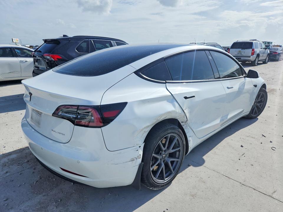 Aukcja sprzedaży 2022 Tesla Model 3, vin: 5YJ3E1EBXNF110979, numer aukcji: 61318436