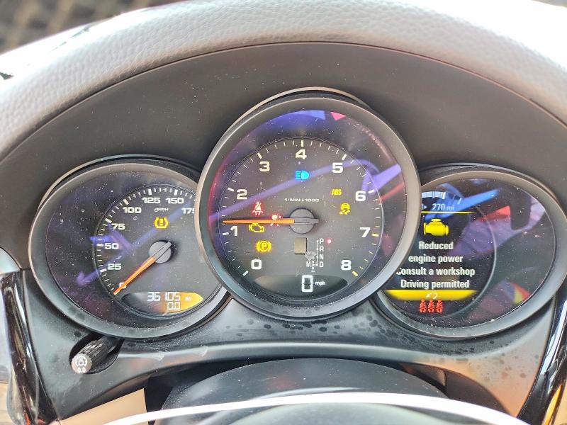 76295525 :رقم المزاد ، WP1AA2A50LLB13343 vin ، 2020 Porsche Macan مزاد بيع