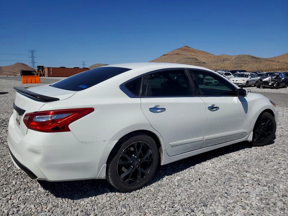 Продаж на аукціоні авто 2017 Nissan Altima, vin: 1N4AL3AP1HN310736, номер лоту: 59555186