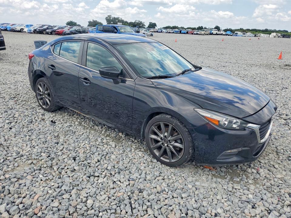 62316766 :رقم المزاد ، JM1BN1V33J1158301 vin ، 2018 Mazda 3 مزاد بيع