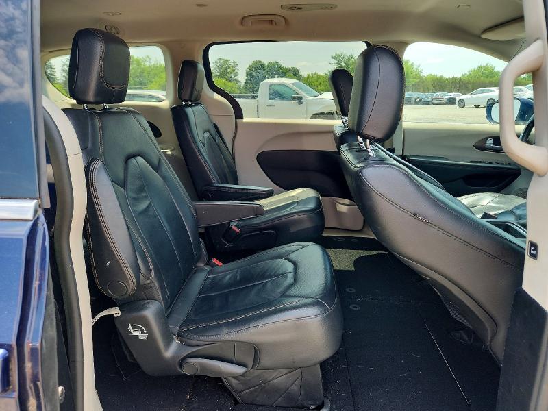 Продажа на аукционе авто 2017 Chrysler Pacifica, vin: 2C4RC1BG6HR523166, номер лота: 61001016