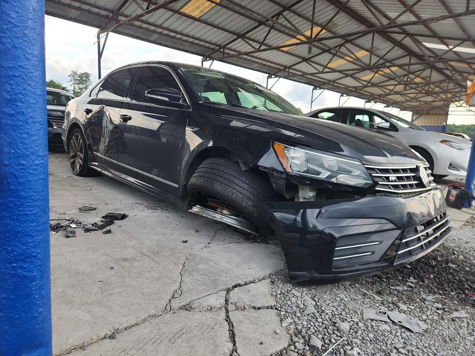 Продажа на аукционе авто 2017 Volkswagen Passat, vin: 1VWDT7A31HC055994, номер лота: 61698016