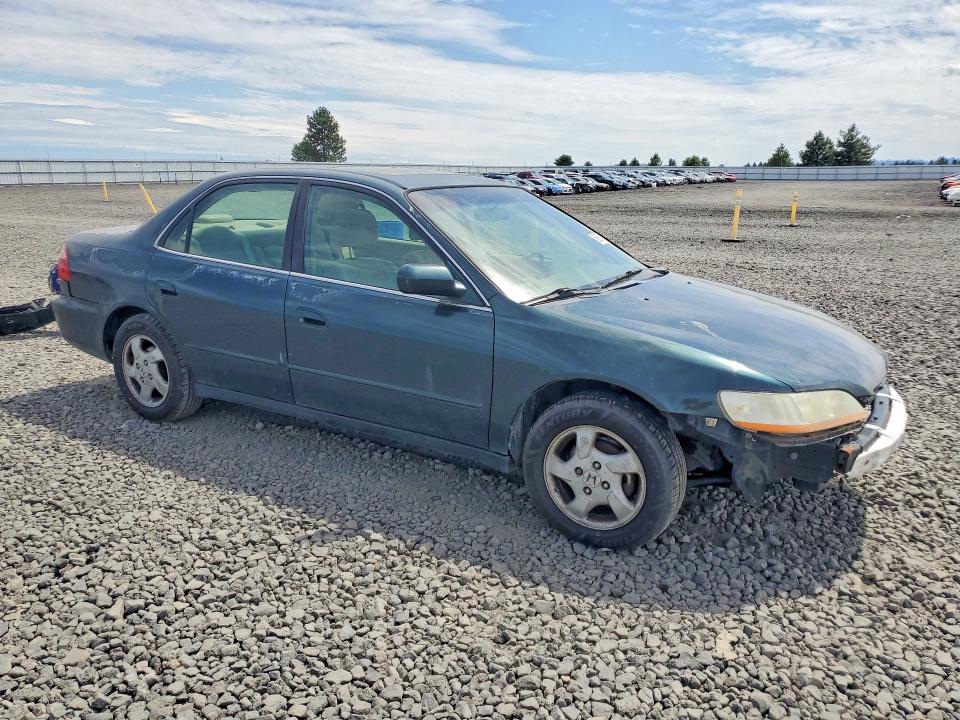 Продаж на аукціоні авто 1998 Honda Accord, vin: 1HGCG6677WA261792, номер лоту: 60987316