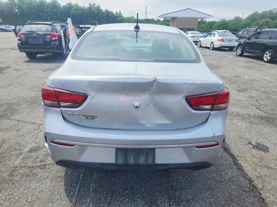 61363446 :رقم المزاد ، 3KPA24AD6NE455120 vin ، 2022 Kia Rio مزاد بيع