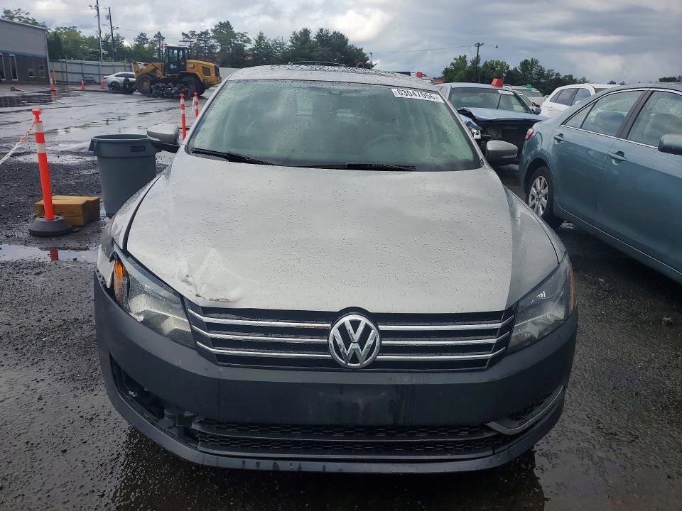63047056 :رقم المزاد ، 1VWBT7A35EC070582 vin ، 2014 Volkswagen Passat مزاد بيع