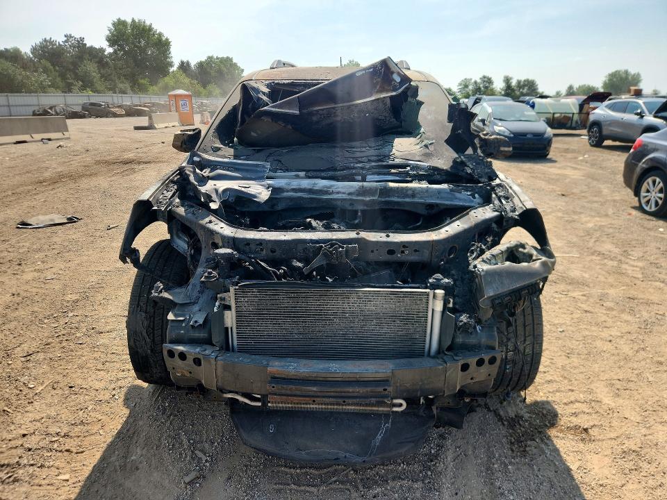 61130056 :رقم المزاد ، 1GKKRRKD1FJ265701 vin ، 2015 Gmc Acadia مزاد بيع