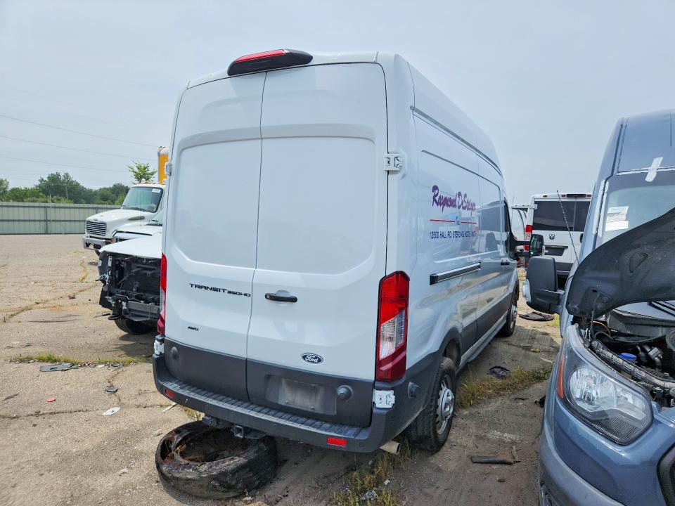 62271406 :رقم المزاد ، 1FTBF6X85TKA54957 vin ، 2026 Ford Transit مزاد بيع
