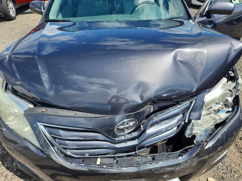 62394406 :رقم المزاد ، 4T1BF3EK4BU137095 vin ، 2011 Toyota Camry مزاد بيع