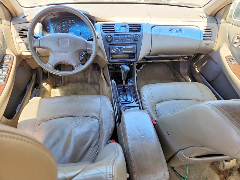 1998 Honda Accord მანქანა იყიდება აუქციონზე, vin: 1HGCG5652WA130486, აუქციონის ნომერი: 85975155