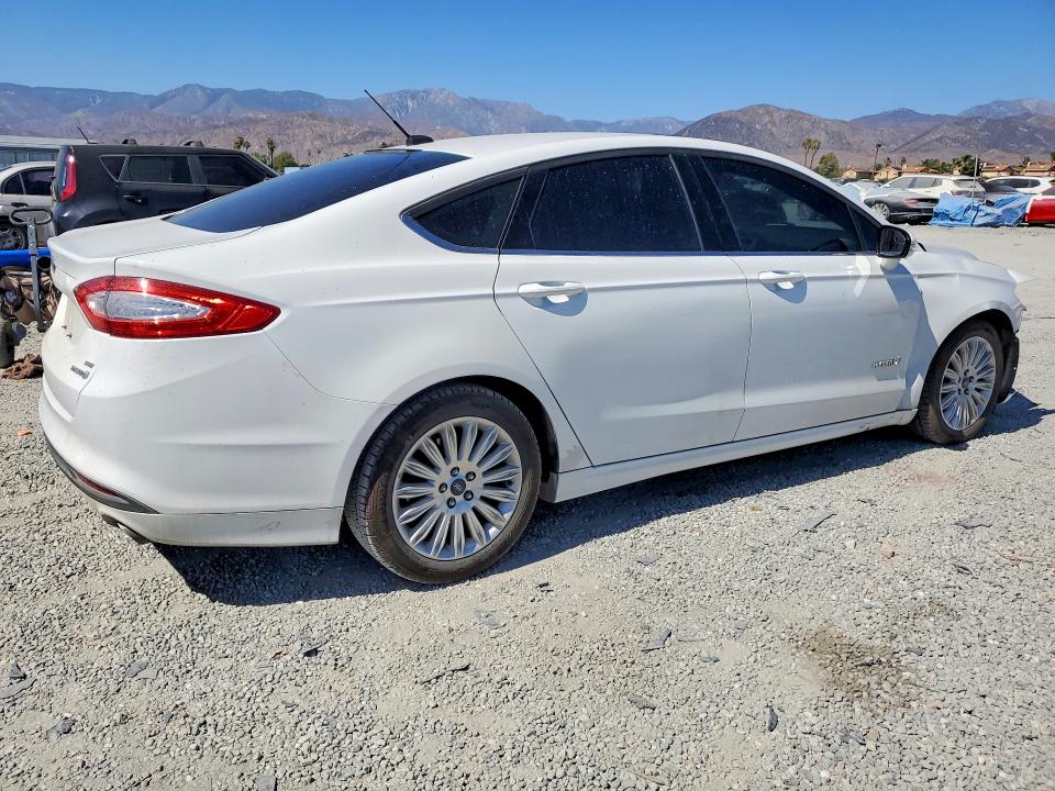 Продажа на аукционе авто 2015 Ford Fusion, vin: 3FA6P0LU7FR199311, номер лота: 60165906