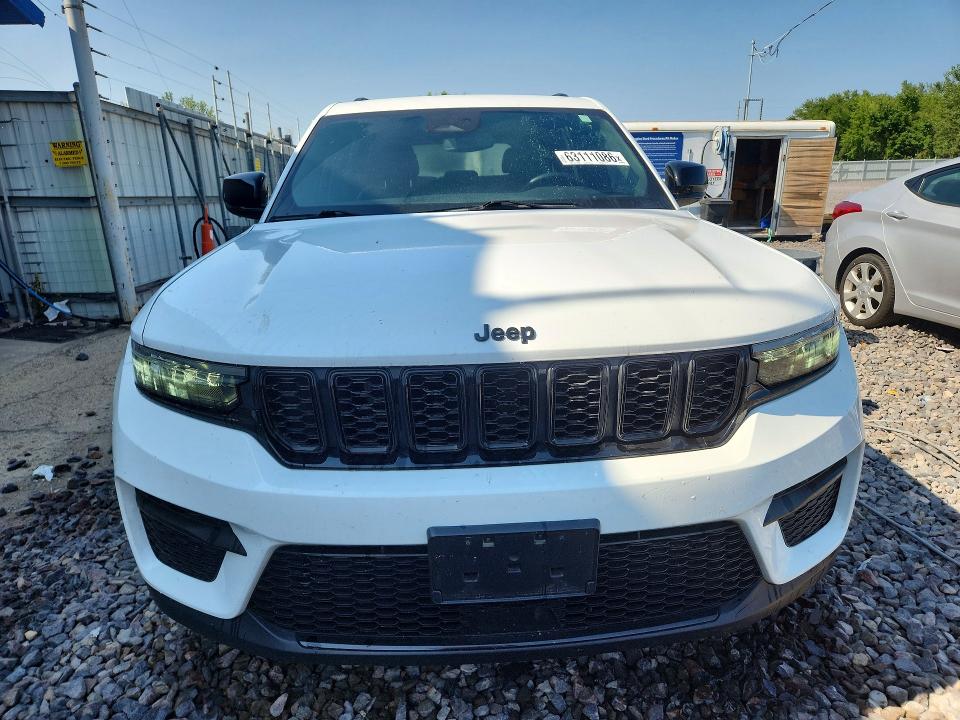 63111086 :رقم المزاد ، 1C4RJHAG2N8610604 vin ، 2022 Jeep Grand Cherokee مزاد بيع