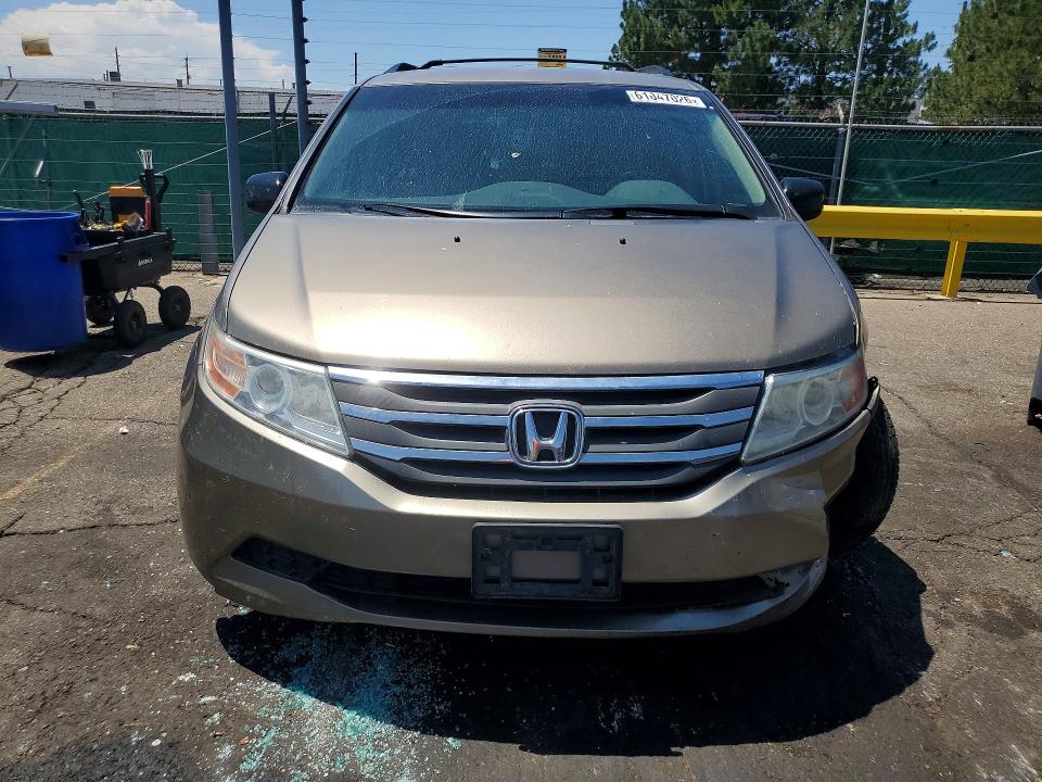 61047026 :رقم المزاد ، 5FNRL5H49BB032677 vin ، 2011 Honda Odyssey مزاد بيع