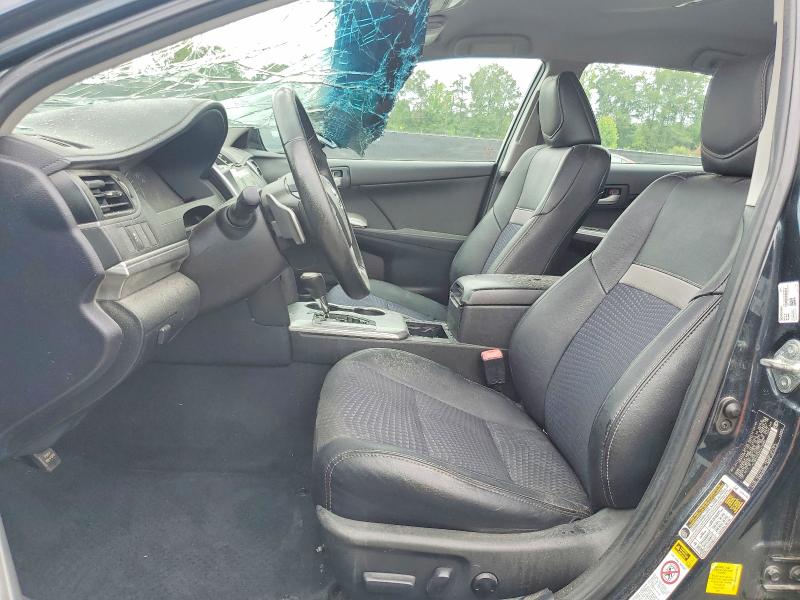 60223696 :رقم المزاد ، 4T1BF1FK2EU376992 vin ، 2014 Toyota Camry مزاد بيع